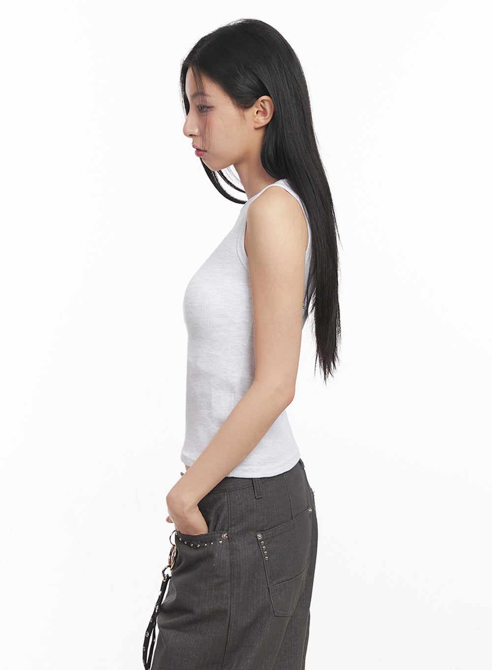 Slim-Fit Sleeveless Star Graphic Top IY516