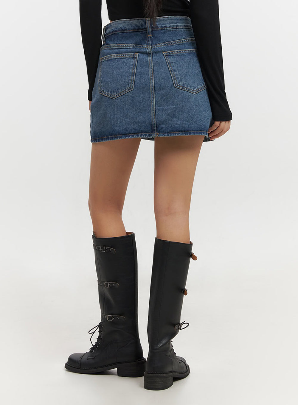 Classic Denim Washed Mini Skort IF510
