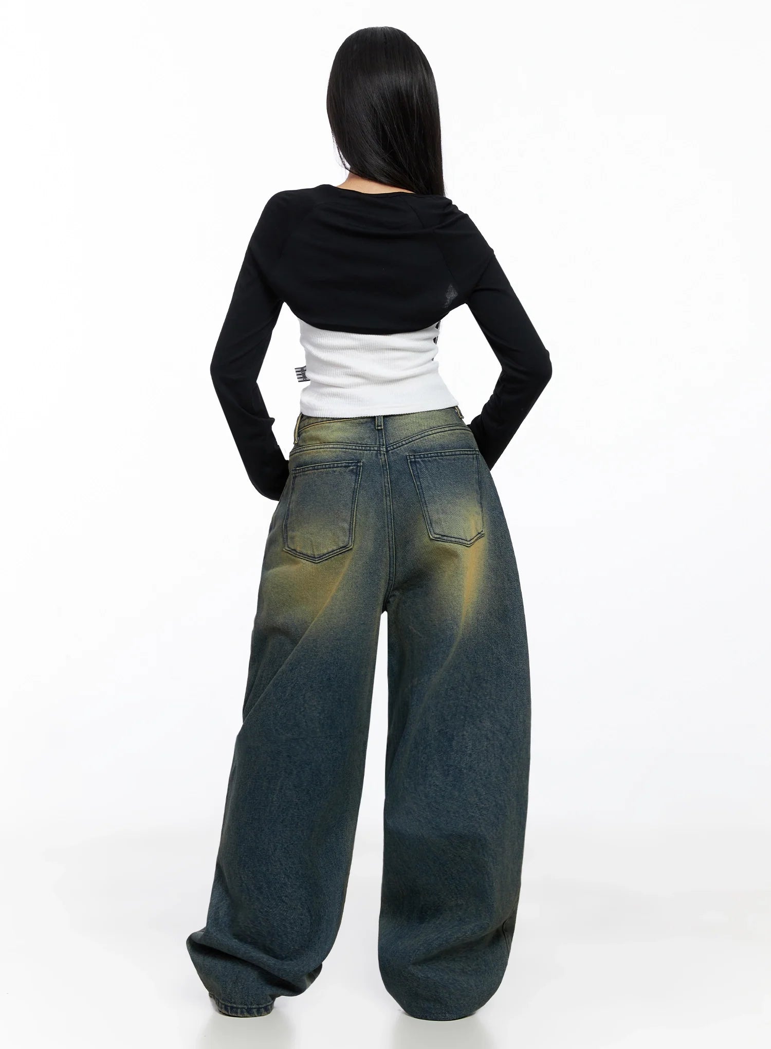 Slim-Fit Cropped Bolero IS525