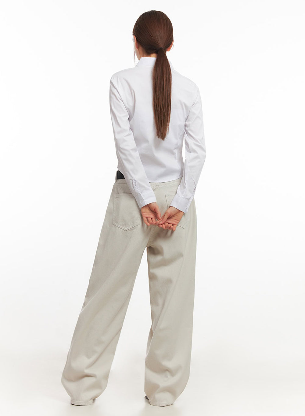 Slim-Fit Cropped Collared Button-Up Shirt IM513