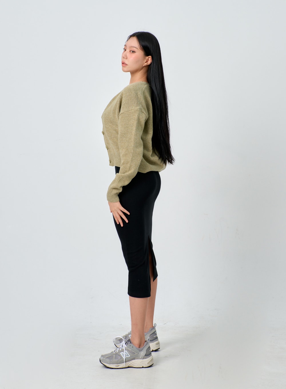 V-Neck Knit Cardigan IJ330