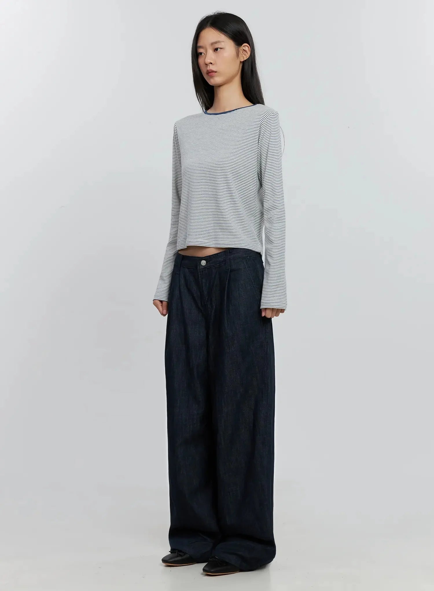 Elio Pintuck Wide-Leg Jeans IS516
