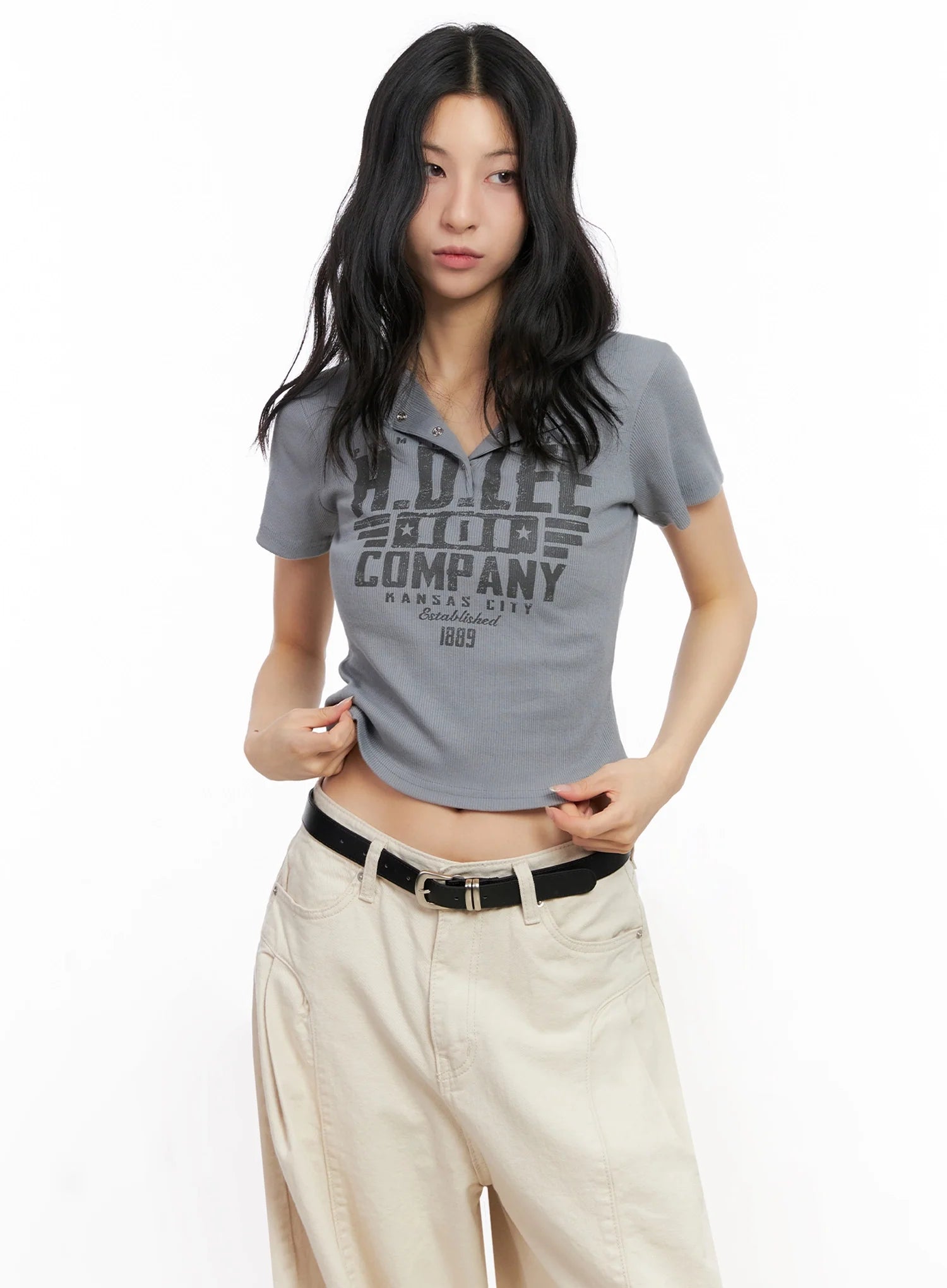 Graphic Snap Collar Crop Tee IG508