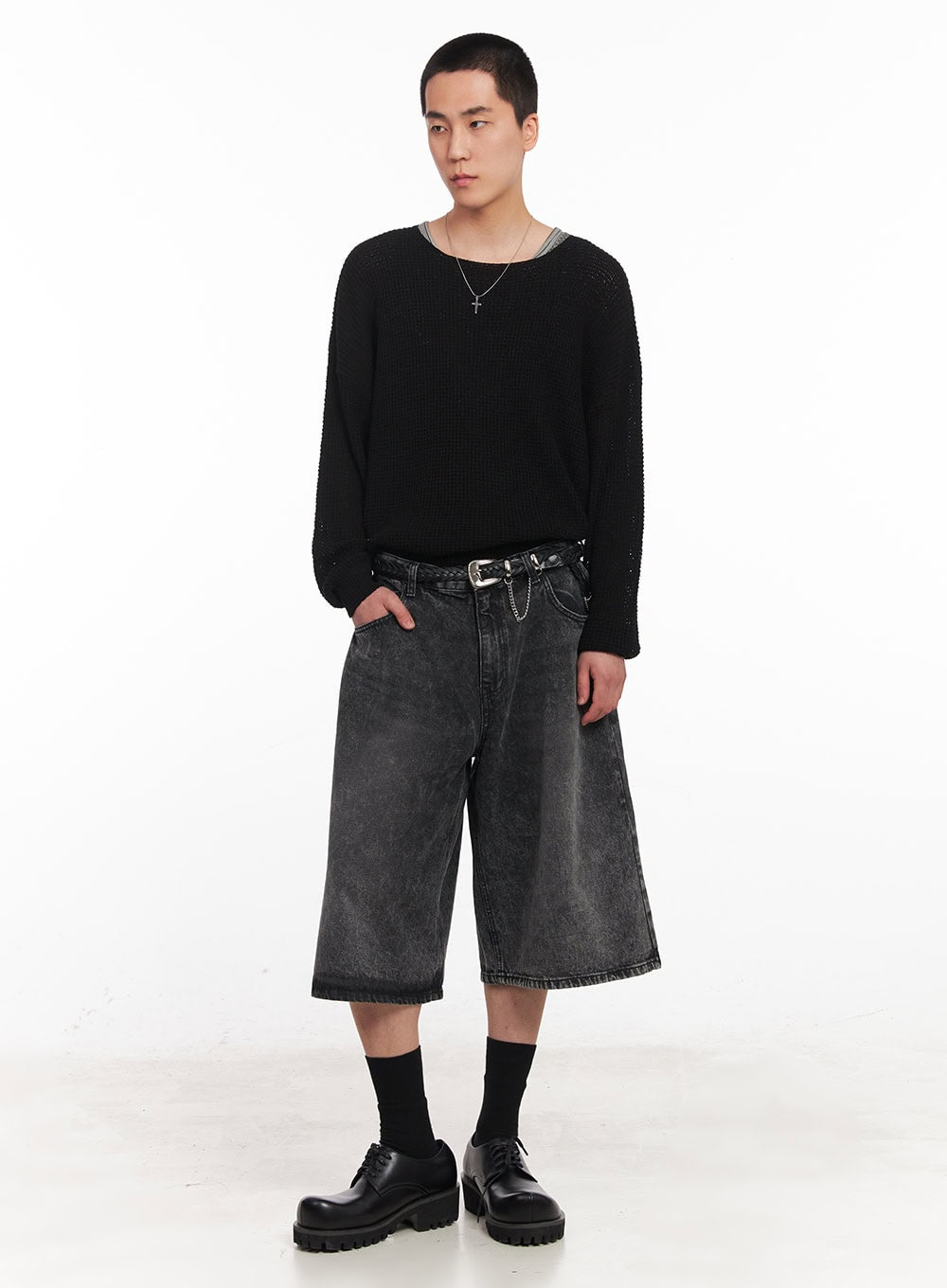 Men's Washed Wide-Fit Jorts IY505