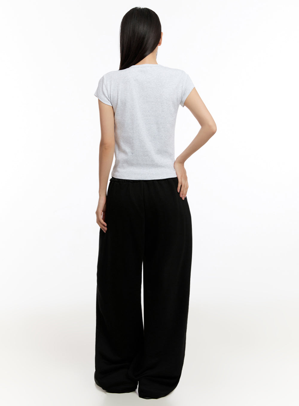Pintuck Wide-Leg Sweatpants IU509