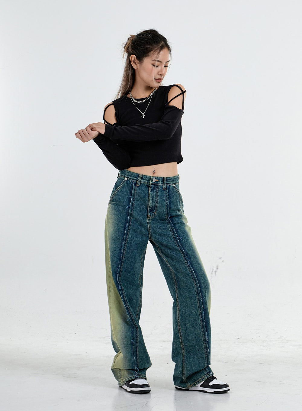 Simple Off Shoulder Crop Top CO04