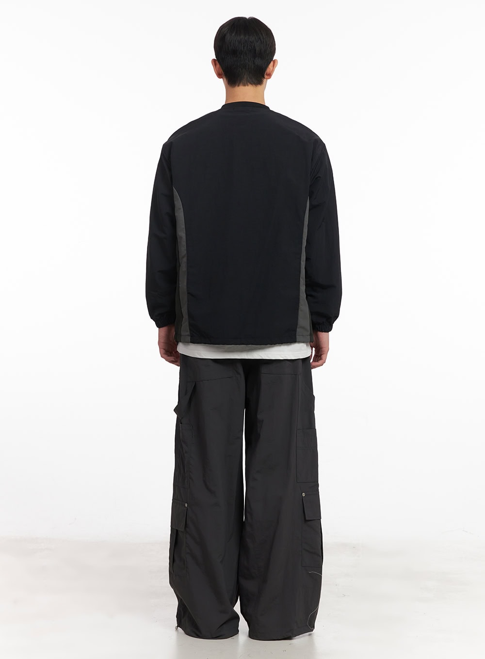 Men's Nylon Wide-Fit Cargo Pants IM517