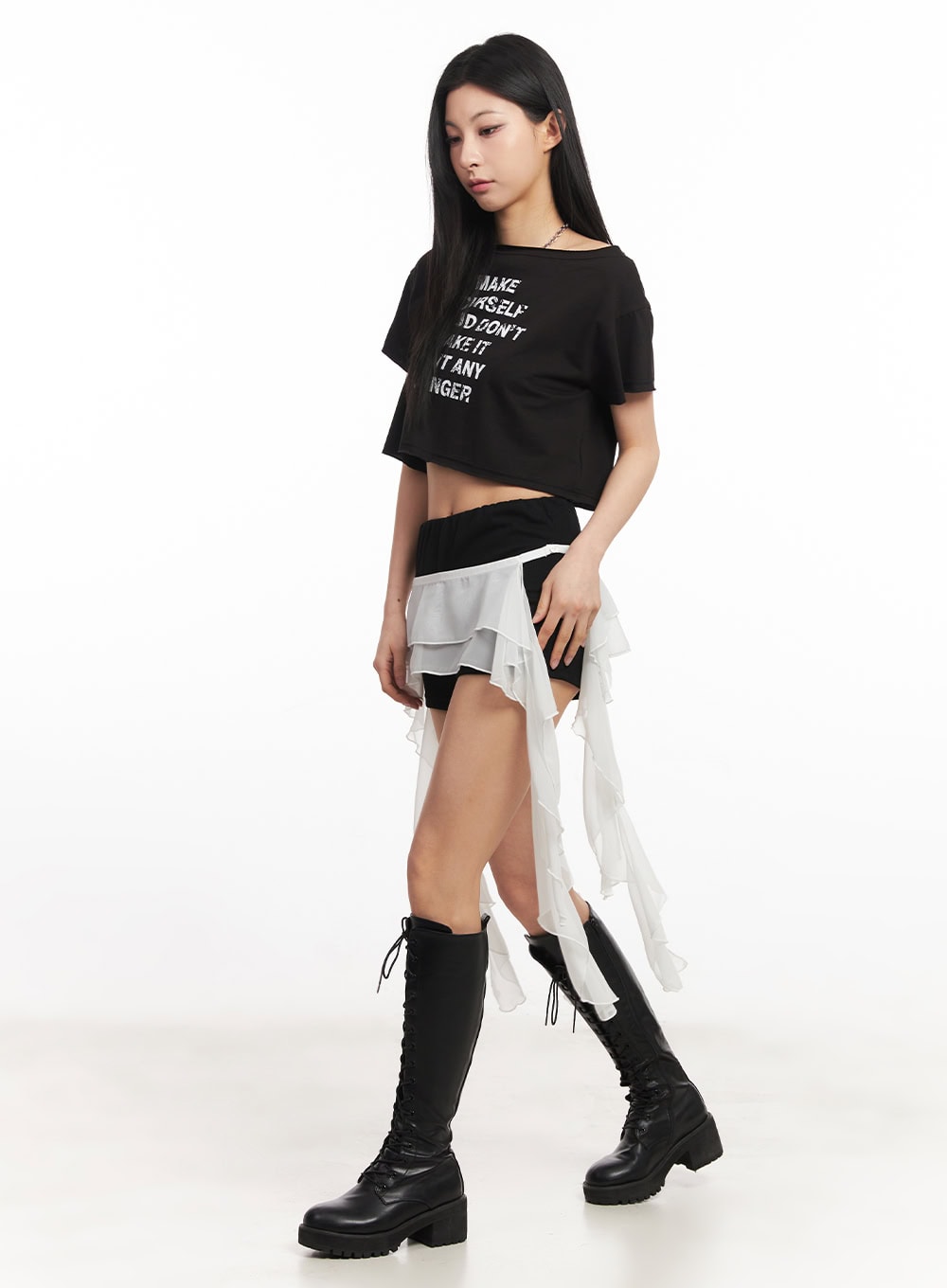 Off-Shoulder Graphic Crop Top CA514