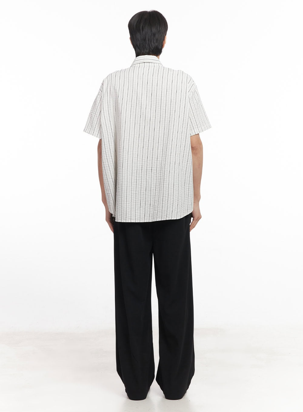 Men's Striped Loose-Fit Collared Shirt IA510