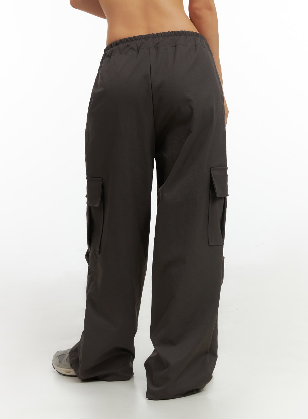 Cargo Pintuck Wide-Leg Pants IS402