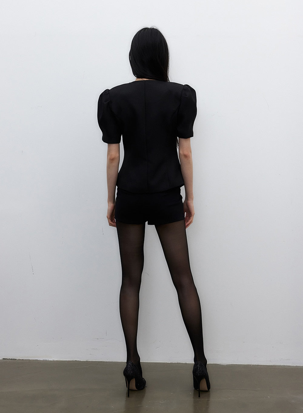 Slim Fit Shorts IY326