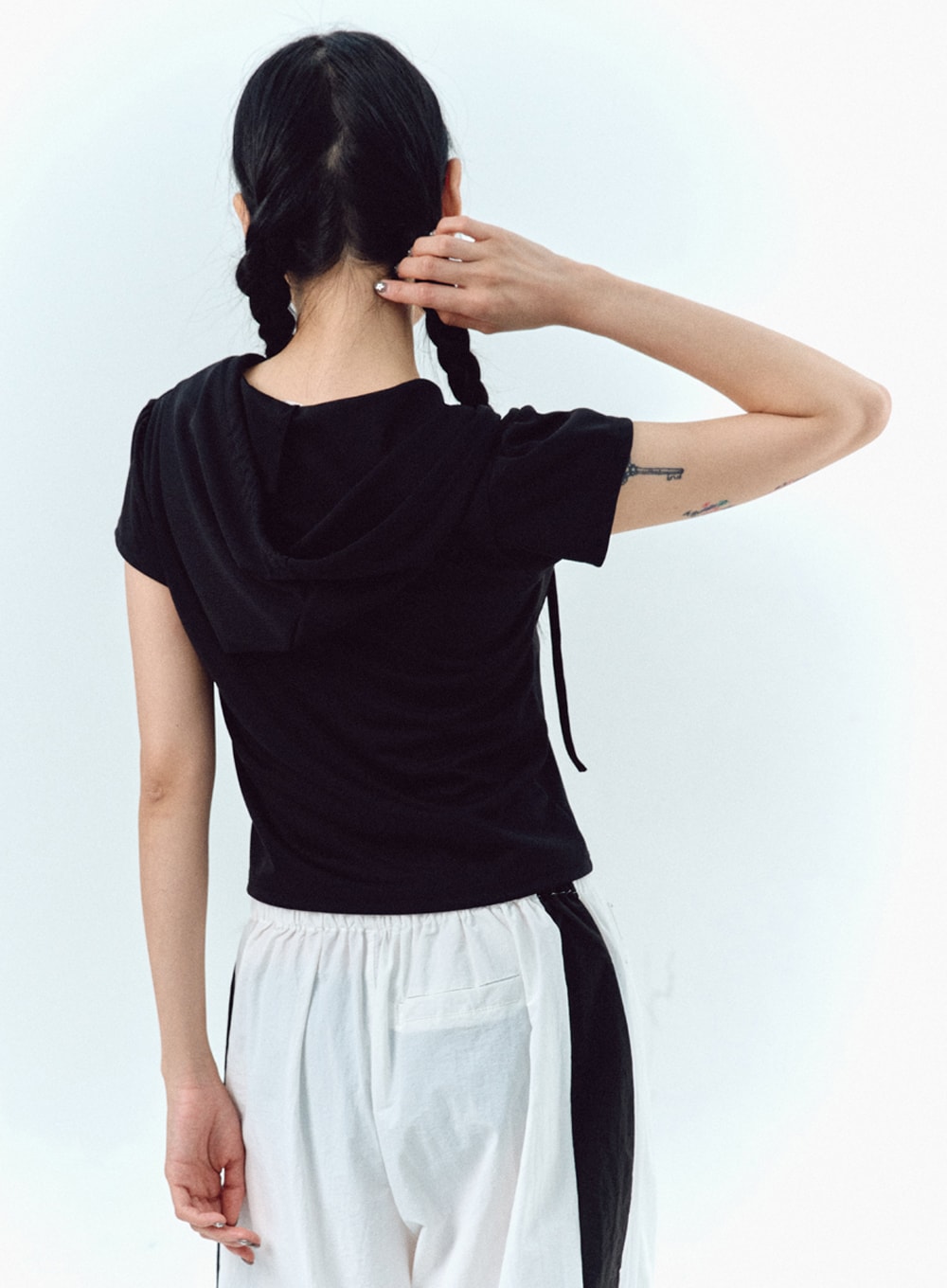 Half Zip-Up Hoodie Tee IL303