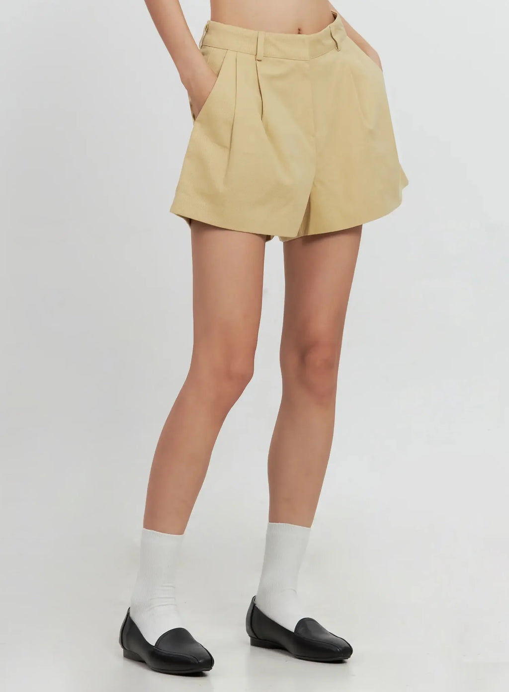 Pleated Pintuck Shorts IL528