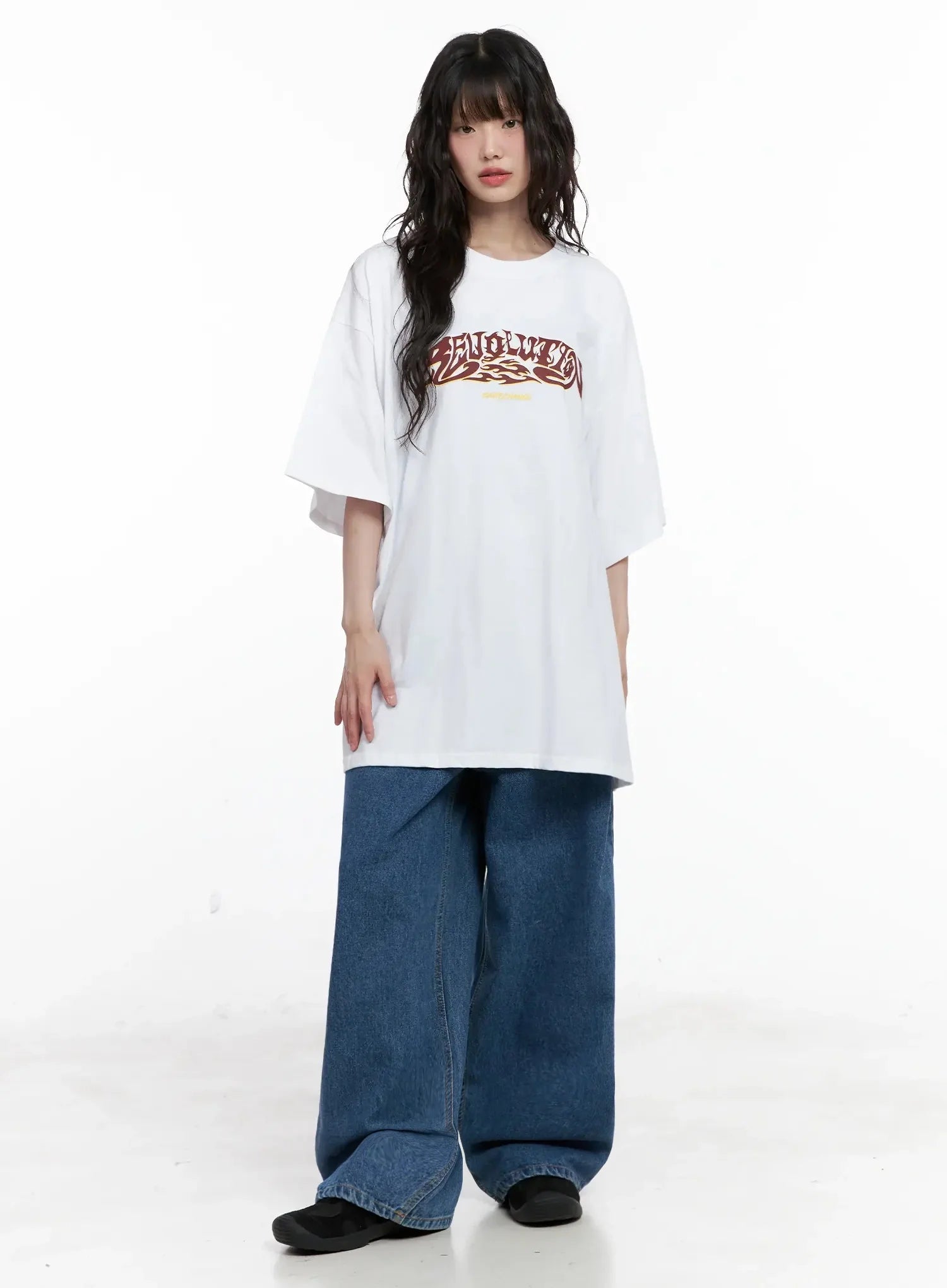 Oversized Statement Graphic T-Shirt IL528