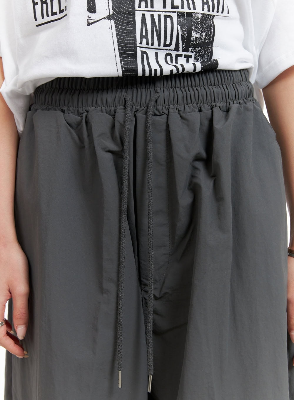 String-Banded Nylon Pants CA430