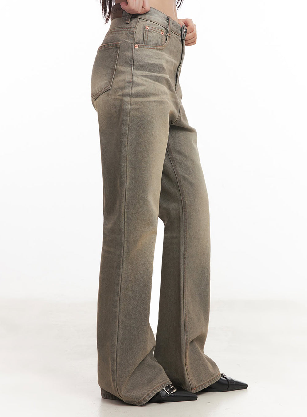 Sherry Washed Slim-Fit Bootcut Jeans IM528