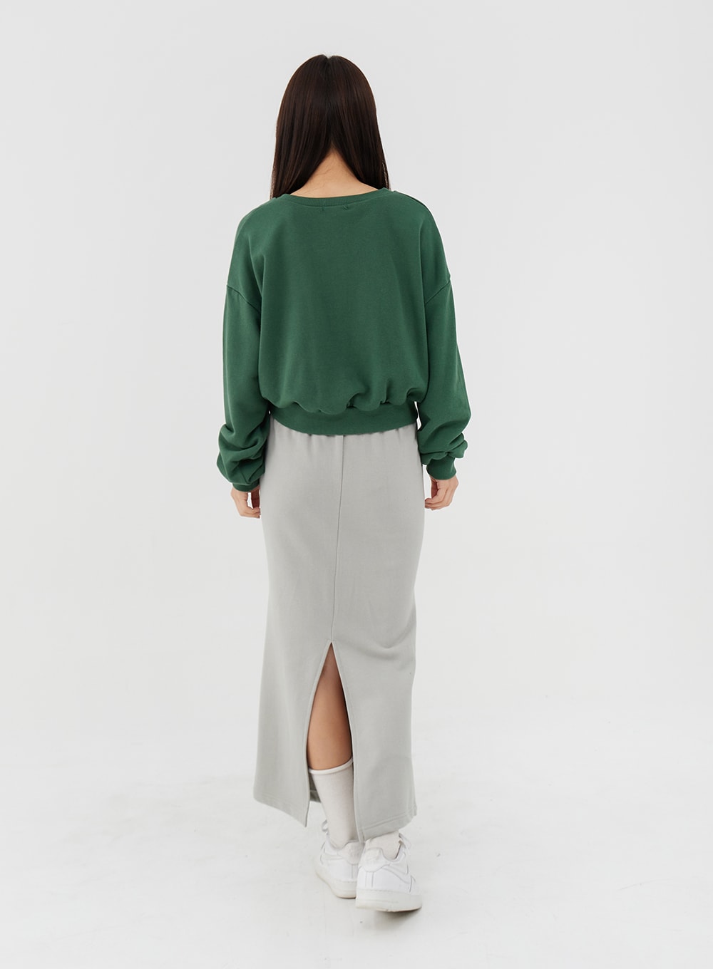 Basic V-Neck Cropped Sweatshirt IG24