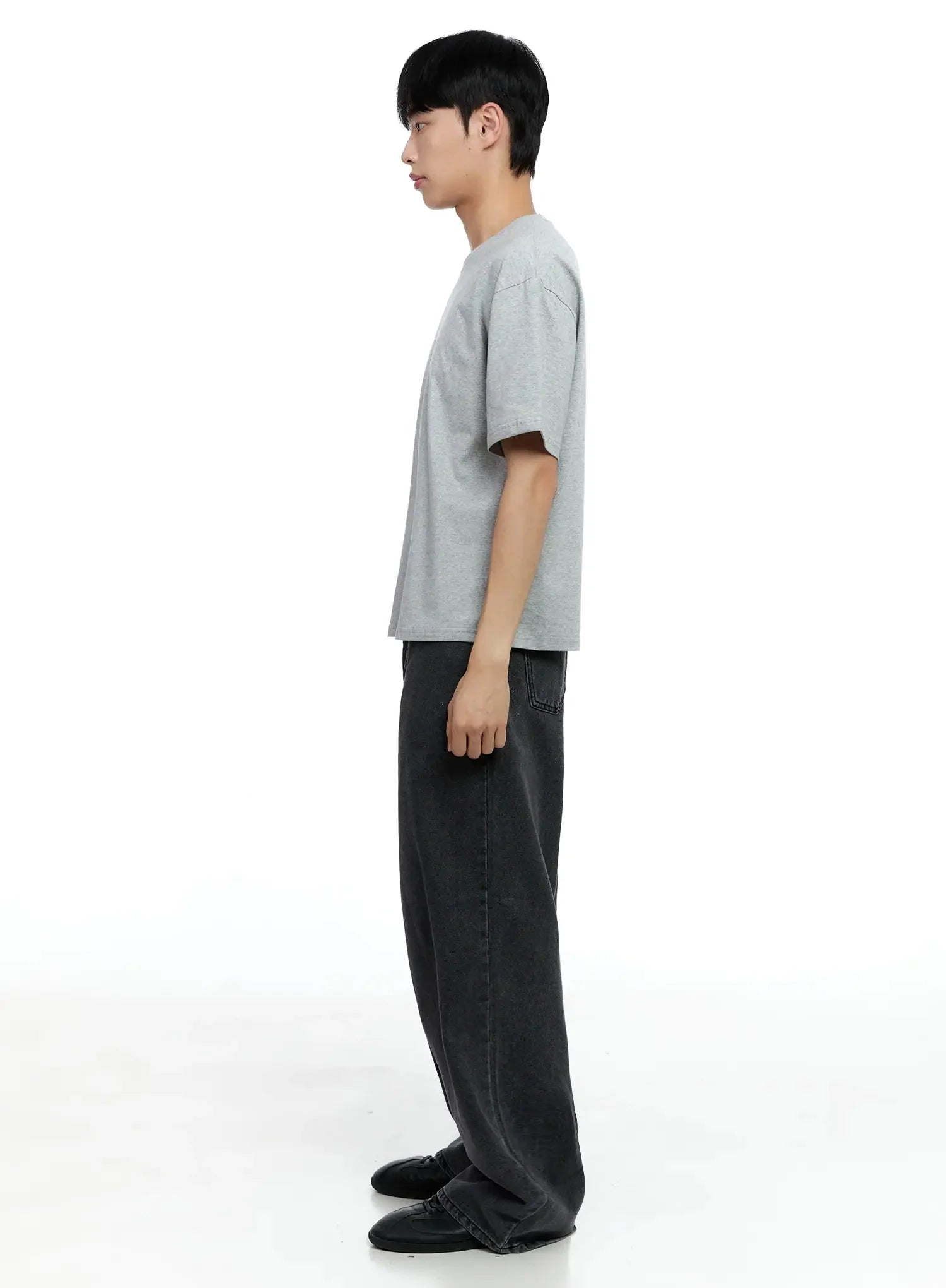 Men's Classic Wide-Leg Jeans IG520