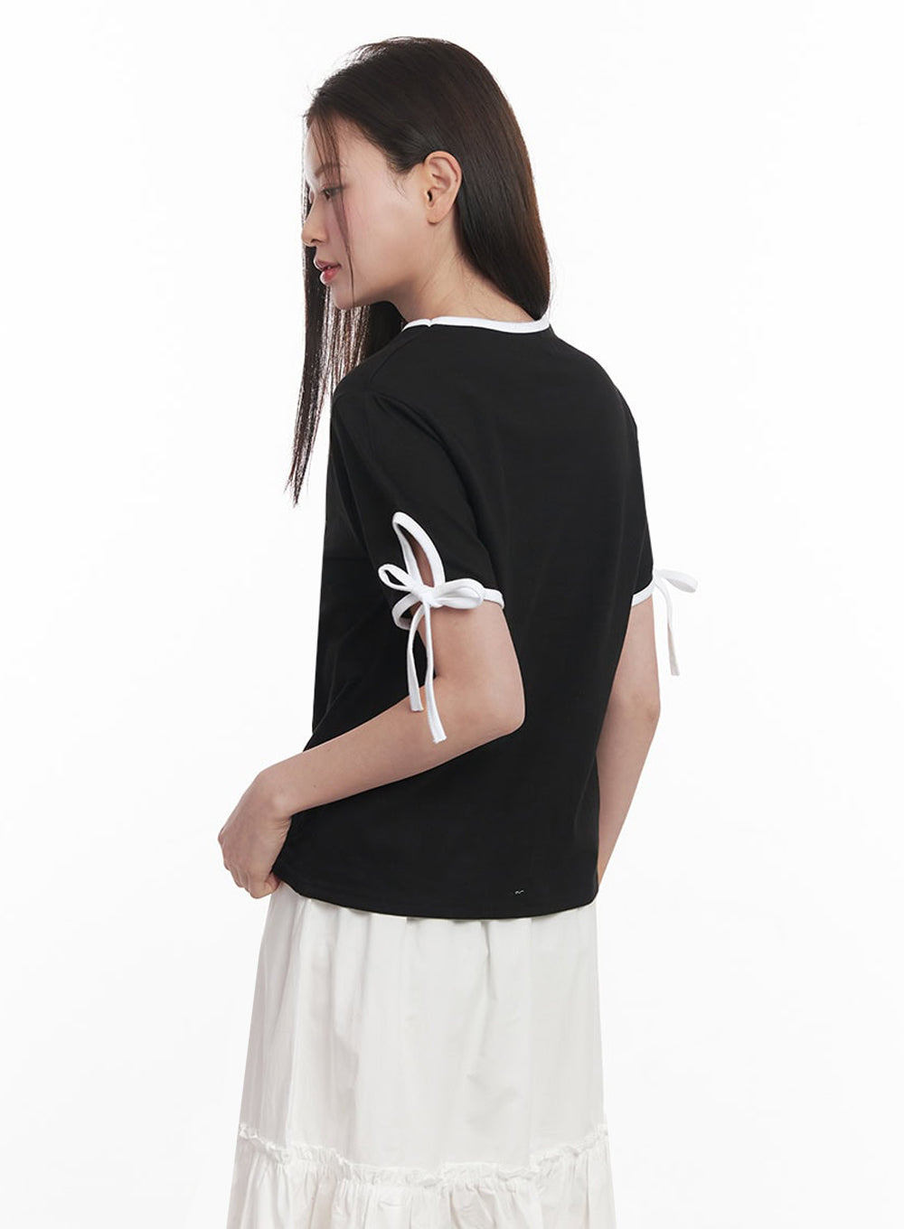 Ribbon Cut Graphic T-Shirt IY509