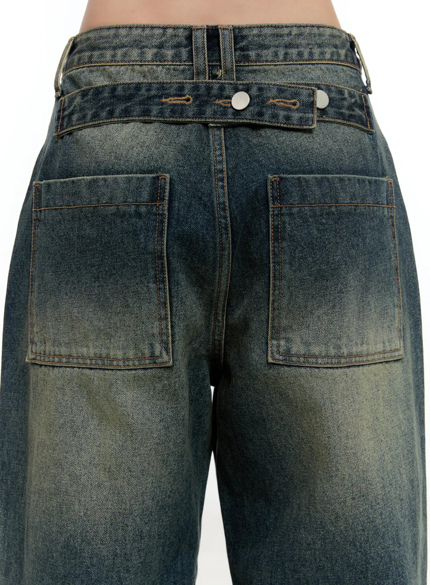 Lilian Vintage Wash Wide-Leg Jeans CS518