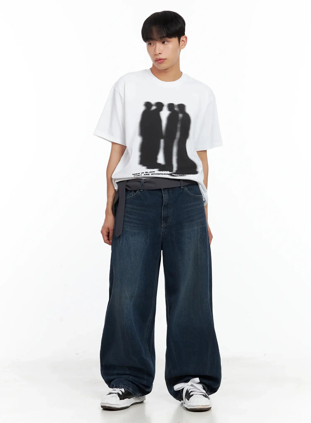 Men's Silhouette Graphic T-Shirt IL516