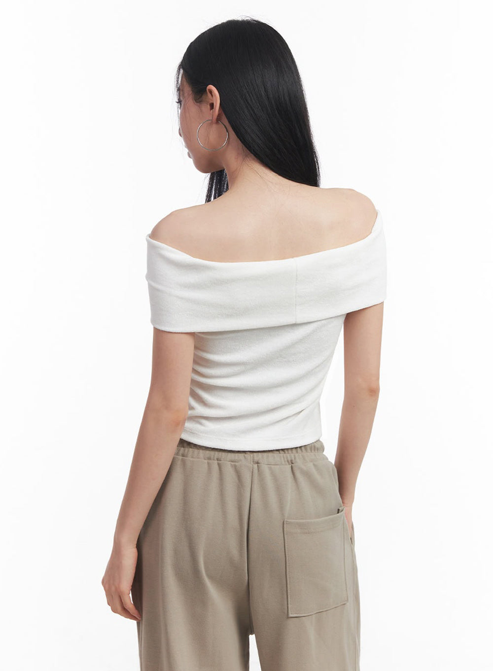 Classic Off-Shoulder Crop Top IY516