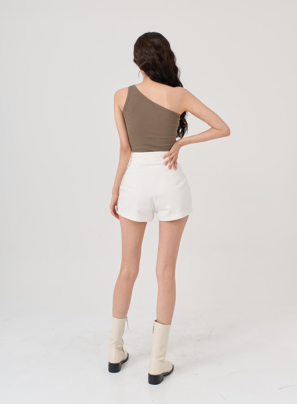 Side Belt Slit High Waist Short Pants IG18