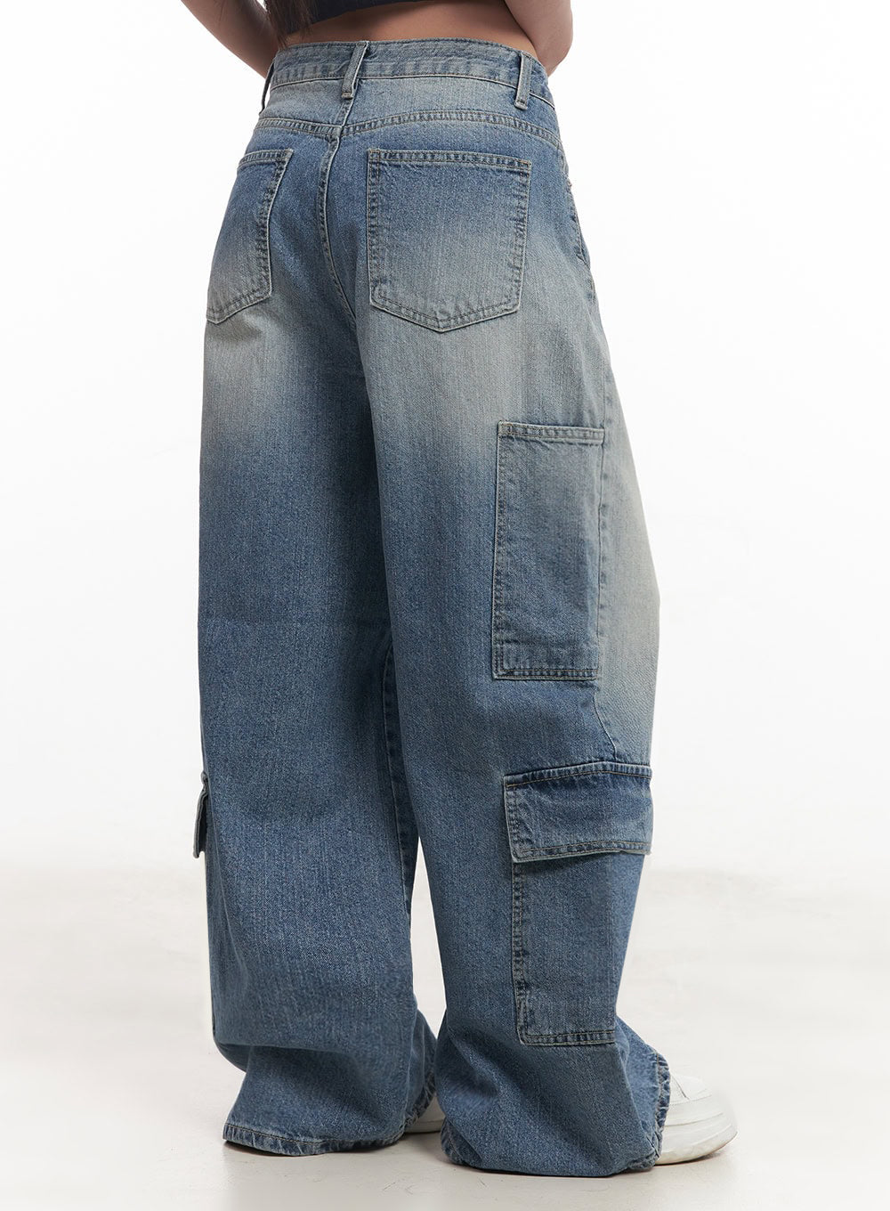 Heather Cargo Washed Wide-Leg Jeans IM528