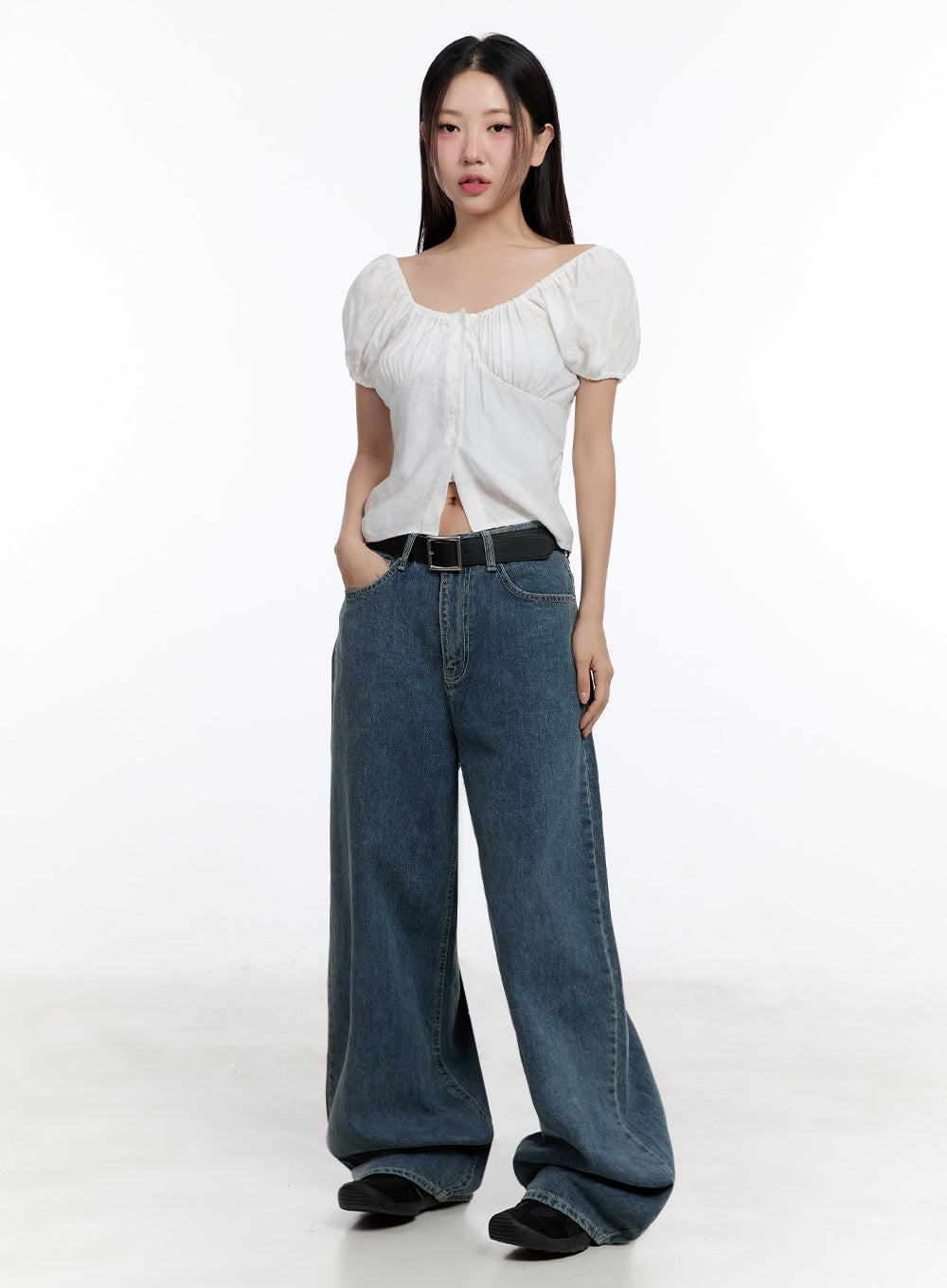 Off-Shoulder Puff-Sleeve Crop Top IU509