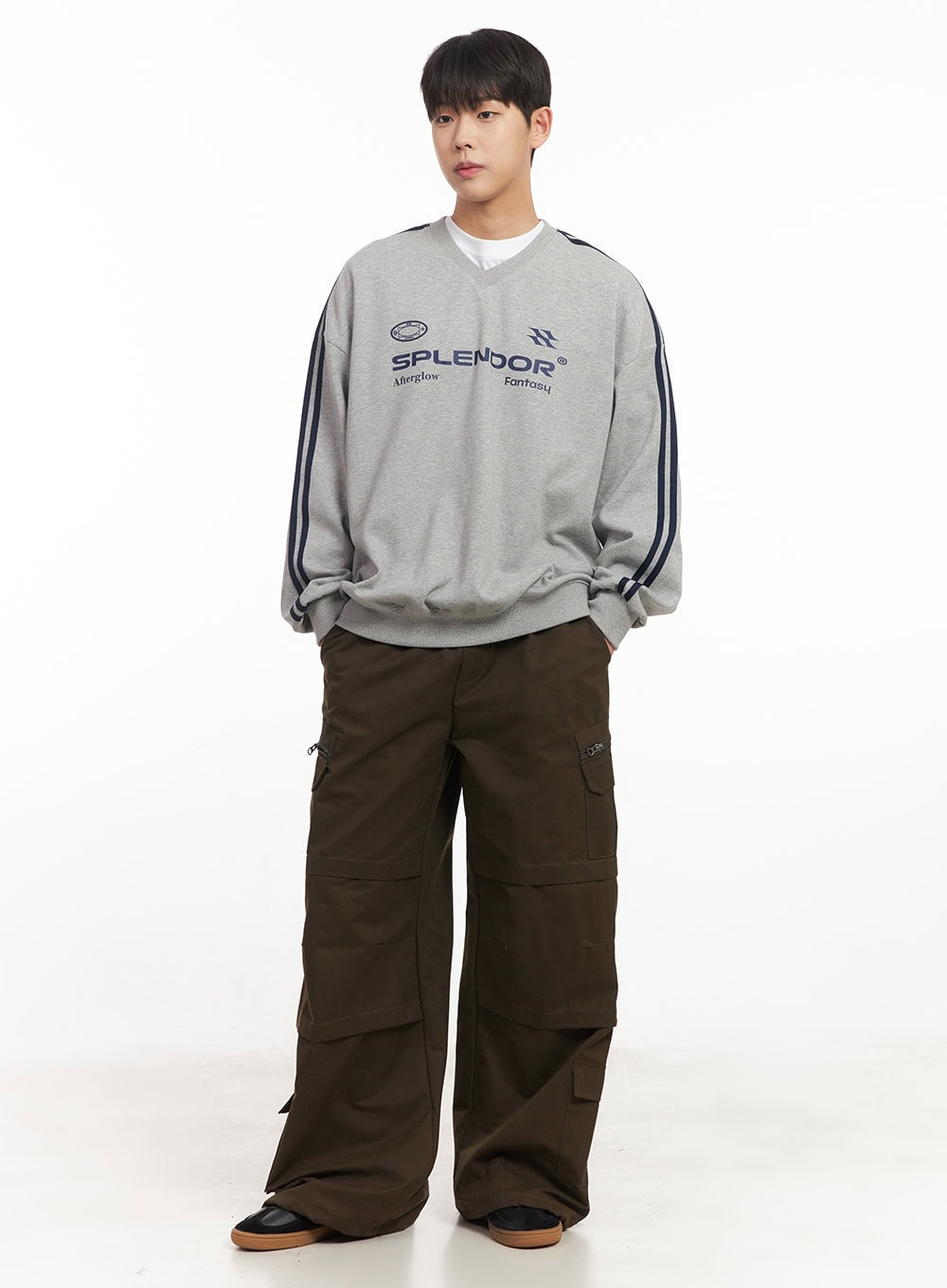 Men's V-Neck Graphic Sweatshirt IM528