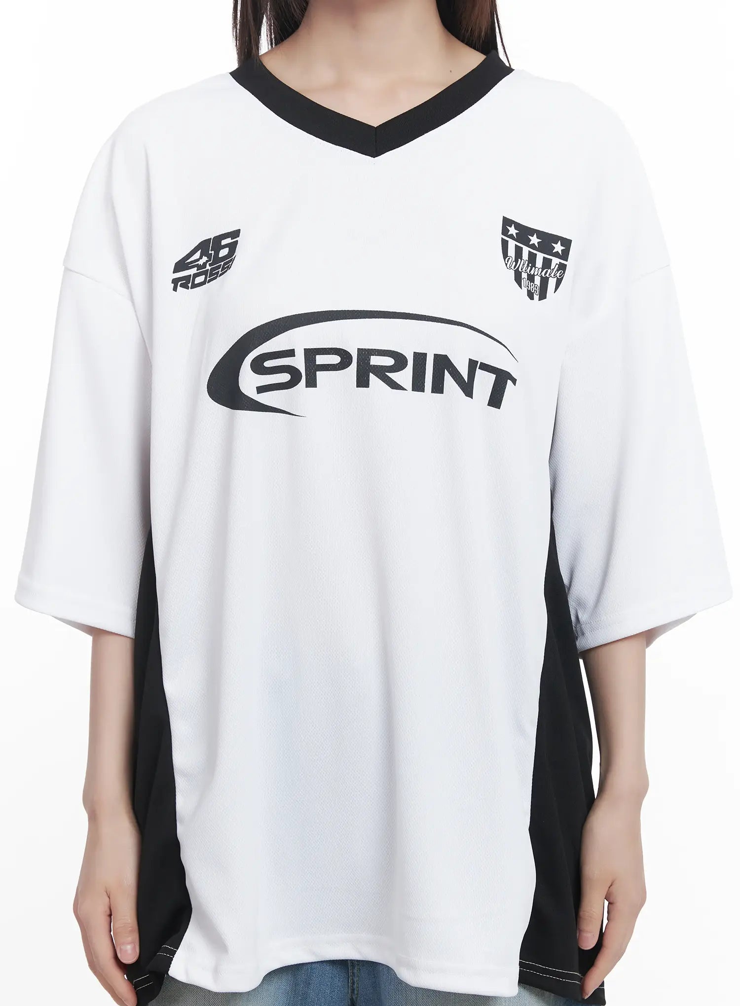 Oversized Graphic V-Neck Jersey CU518