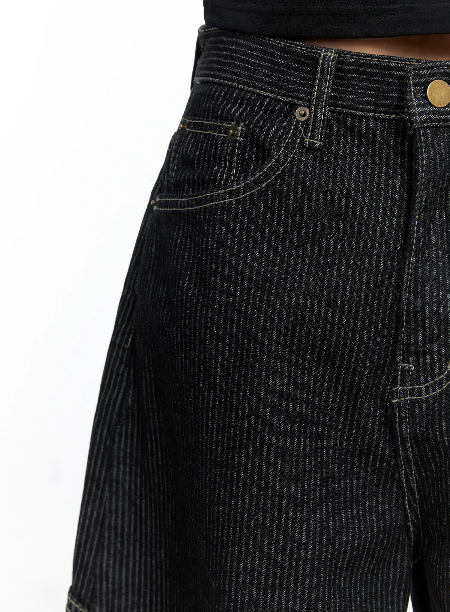 Harris Pocket Patch Wide-Leg Jeans CS505