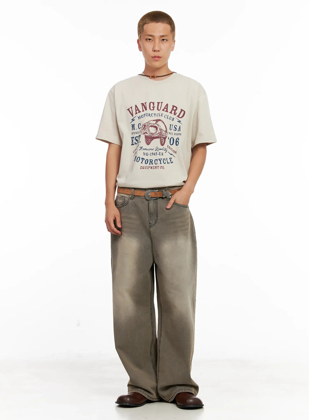 Men's "Vanguard" Graphic Tee IL521