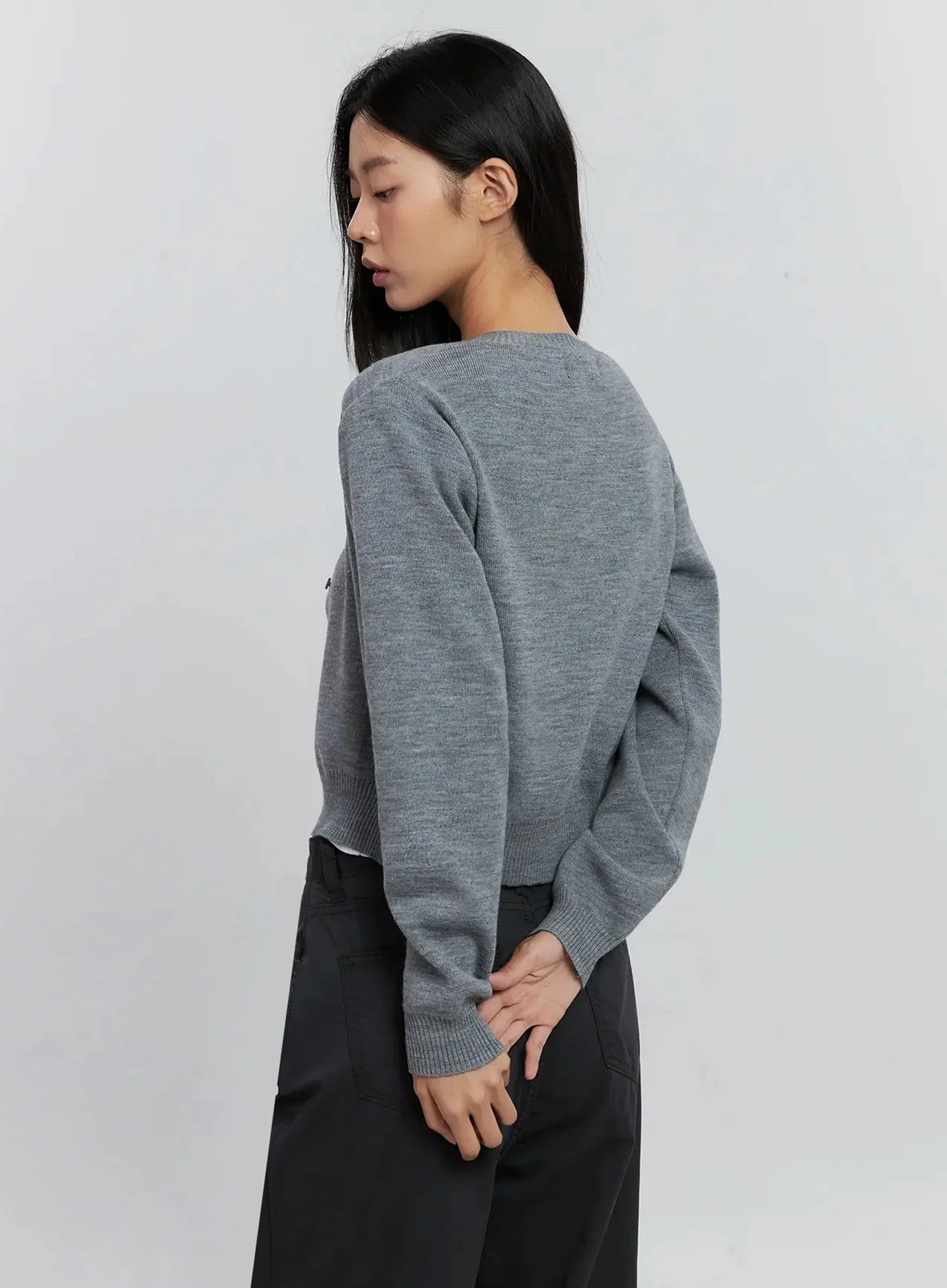 Classic Button-up Cardigan IS515