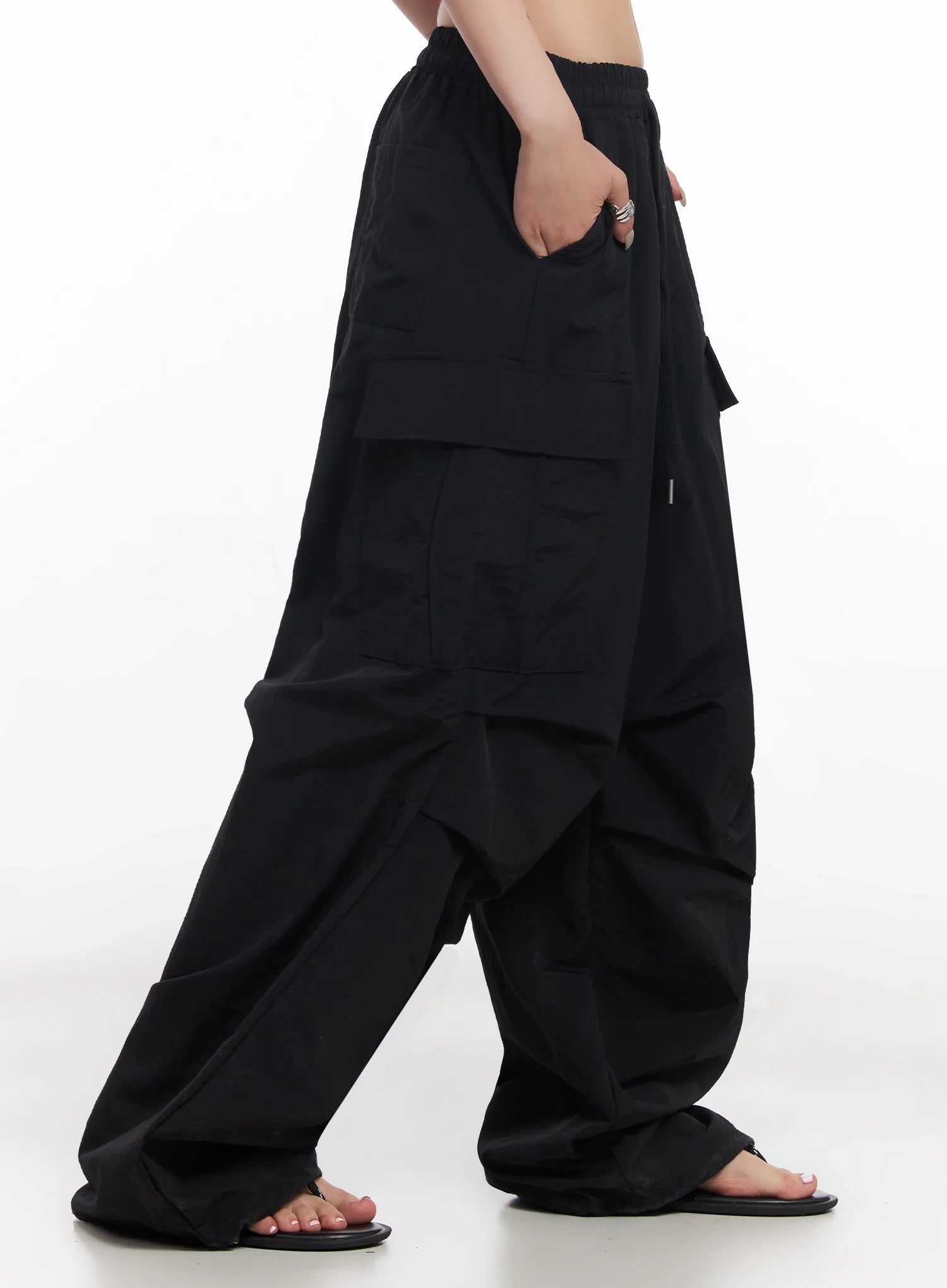 Black Utility Wide-Fit Cargo Pants IC503