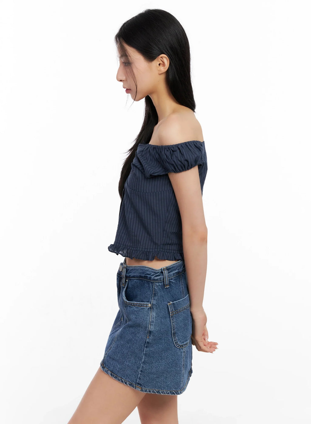 Off-Shoulder Puff-Sleeve Blouse IG508