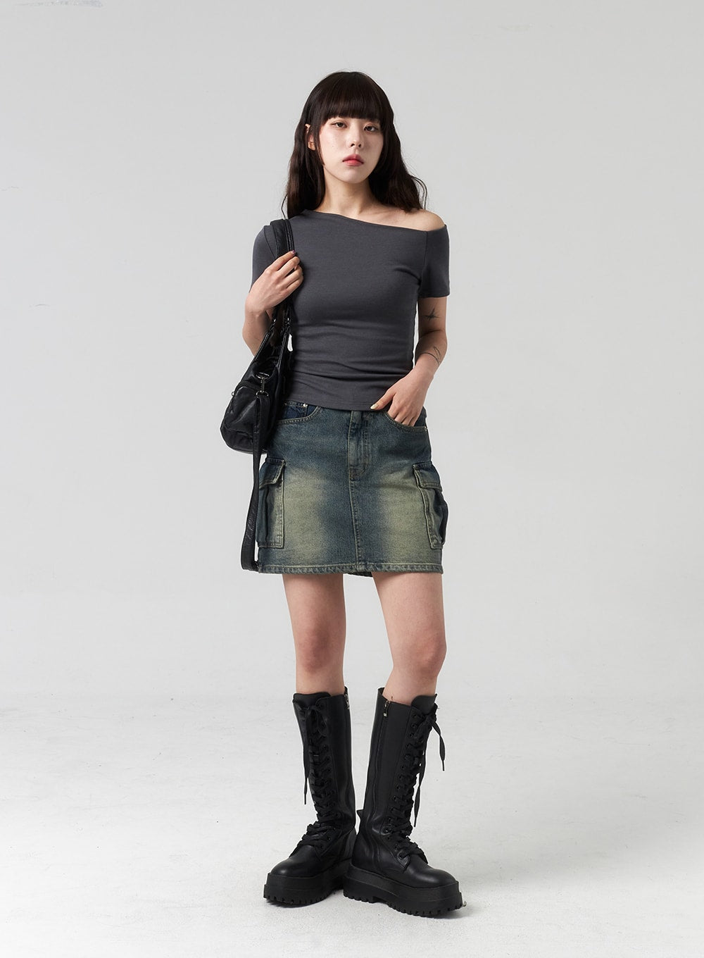 Off-Shoulder Tee CL318