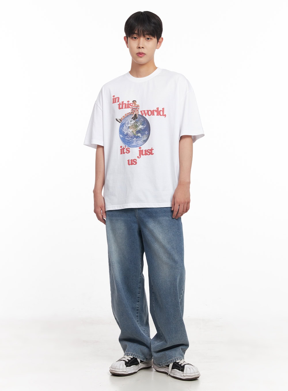 Men's Washed Wide-Fit Jeans IY520