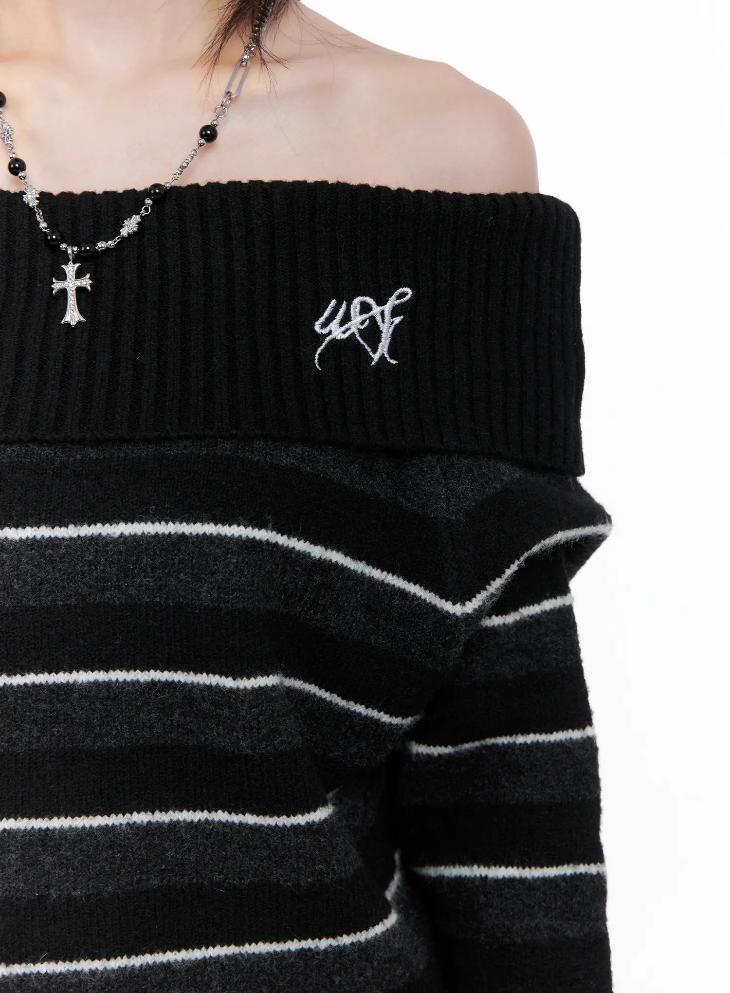 Striped Off-Shoulder Sweater and Shorts Set CS529