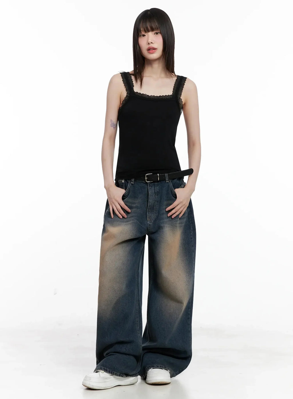 Solji Acid Washed Wide-Leg Jeans IL531