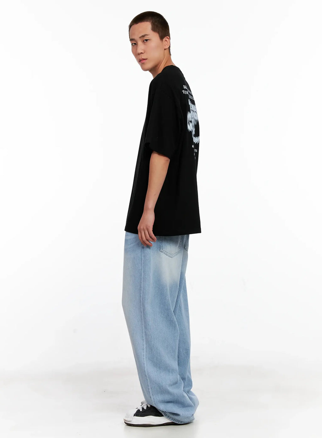 Men's Oversized Blurred Graphic Tee IG508