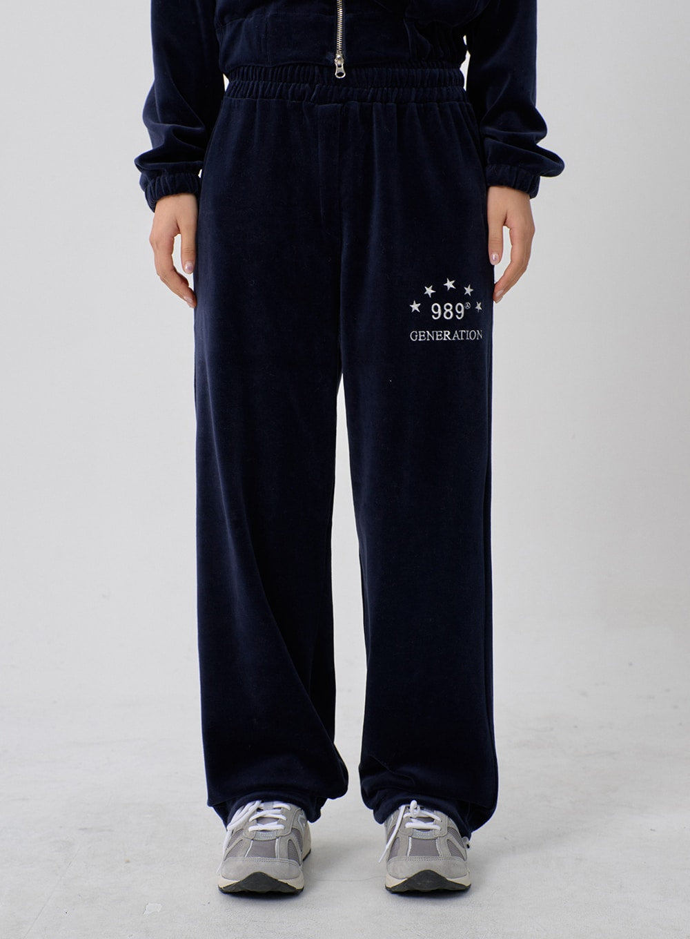 Lettering Embroidery Velvet Two Way Zipper Sweatshirt CN10