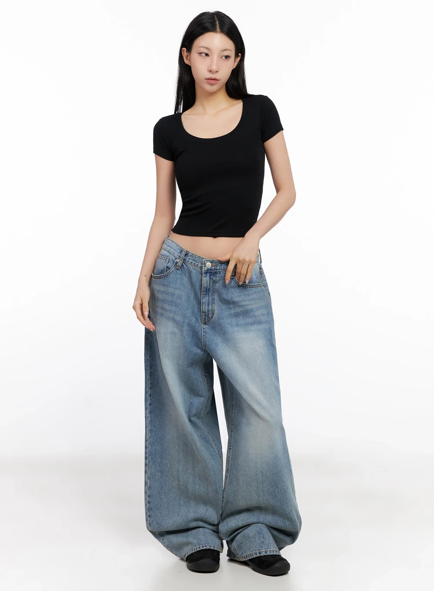 Seojin Washed Wide-Leg Jeans IG508