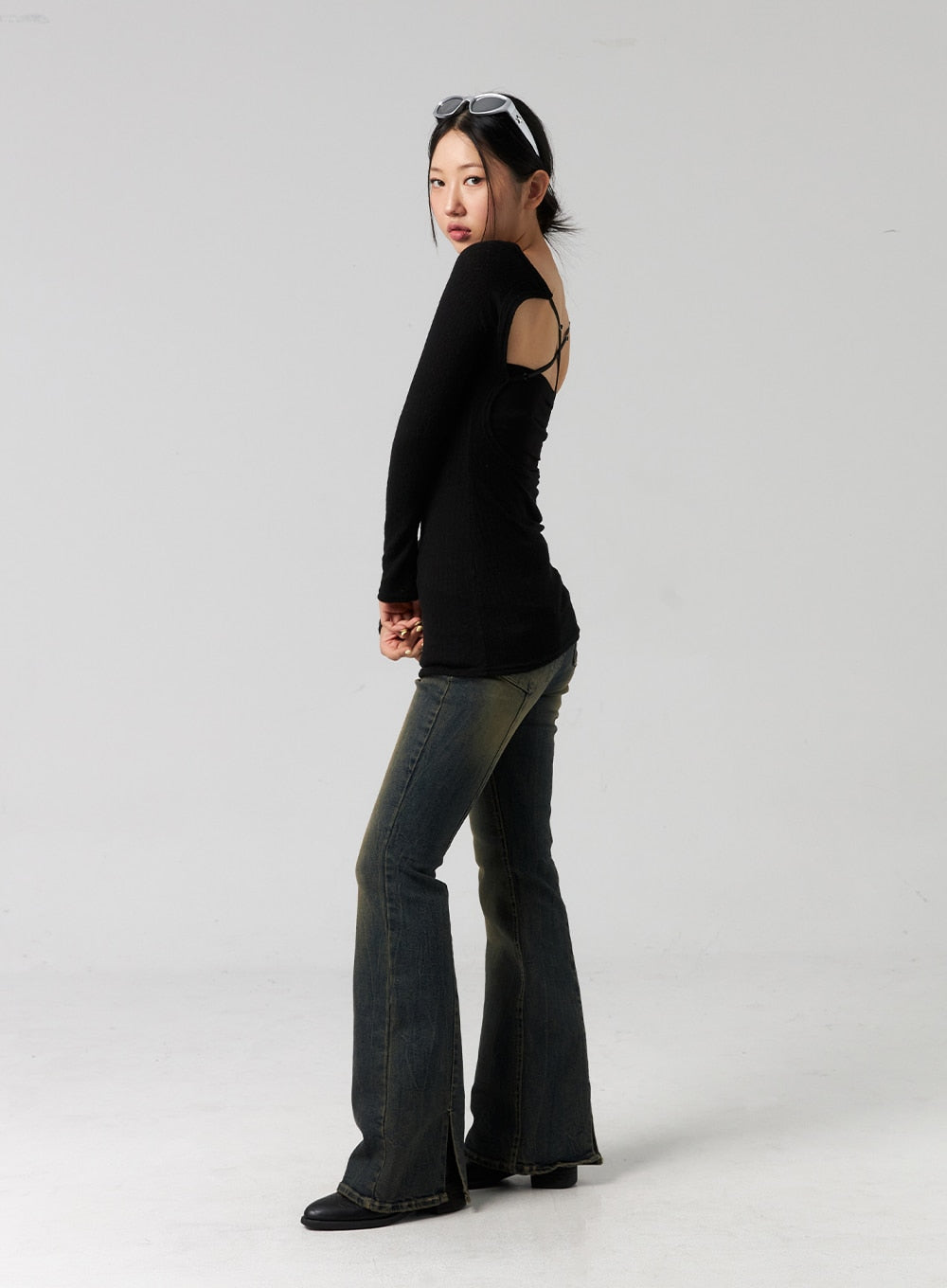 Washed Jeans with Back Cut CG327