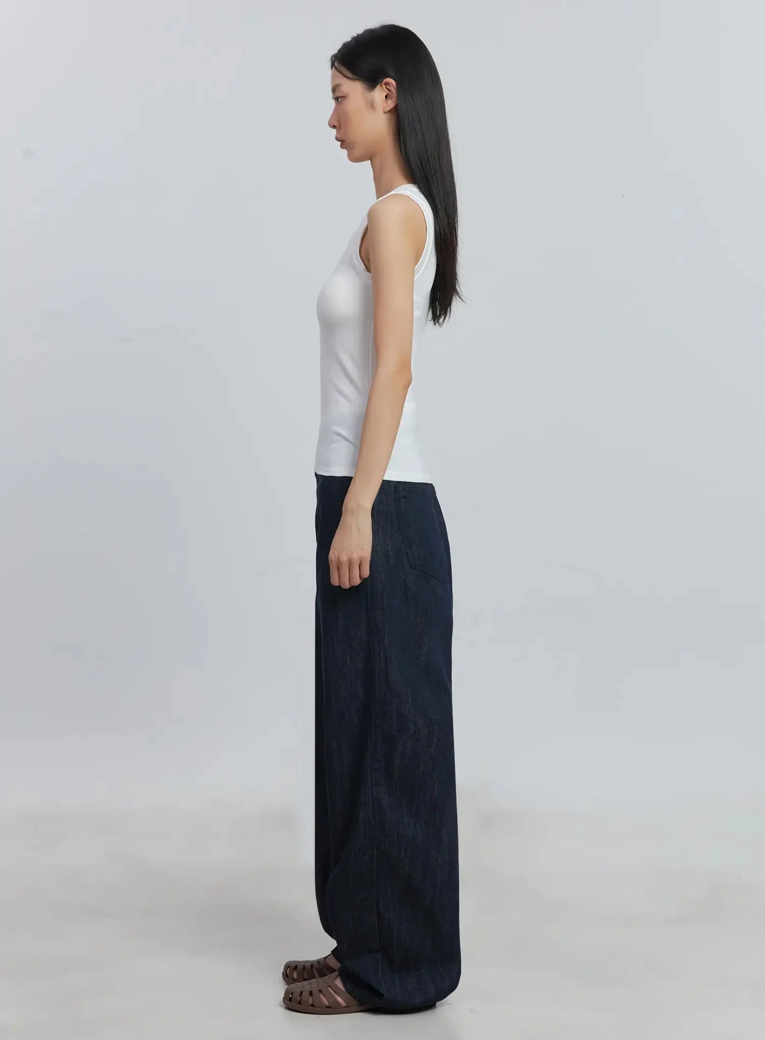 Basic Round-Neck Tank Top IU512