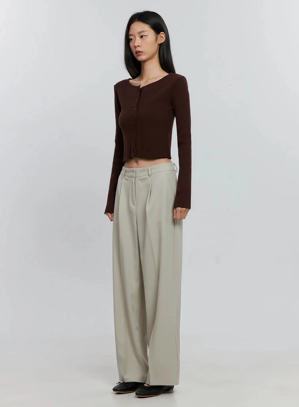 Essential Wide-Leg Slacks IS516