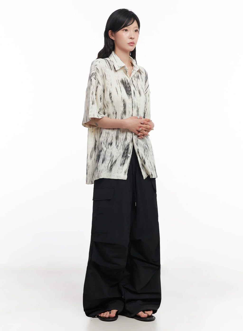 Black Utility Wide-Fit Cargo Pants IC503