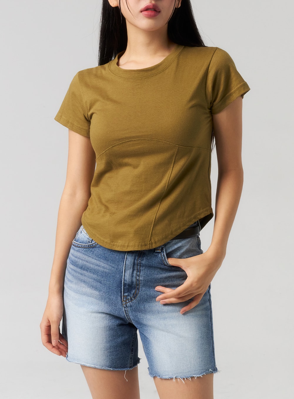 Mid-Wash Denim Shorts CU328