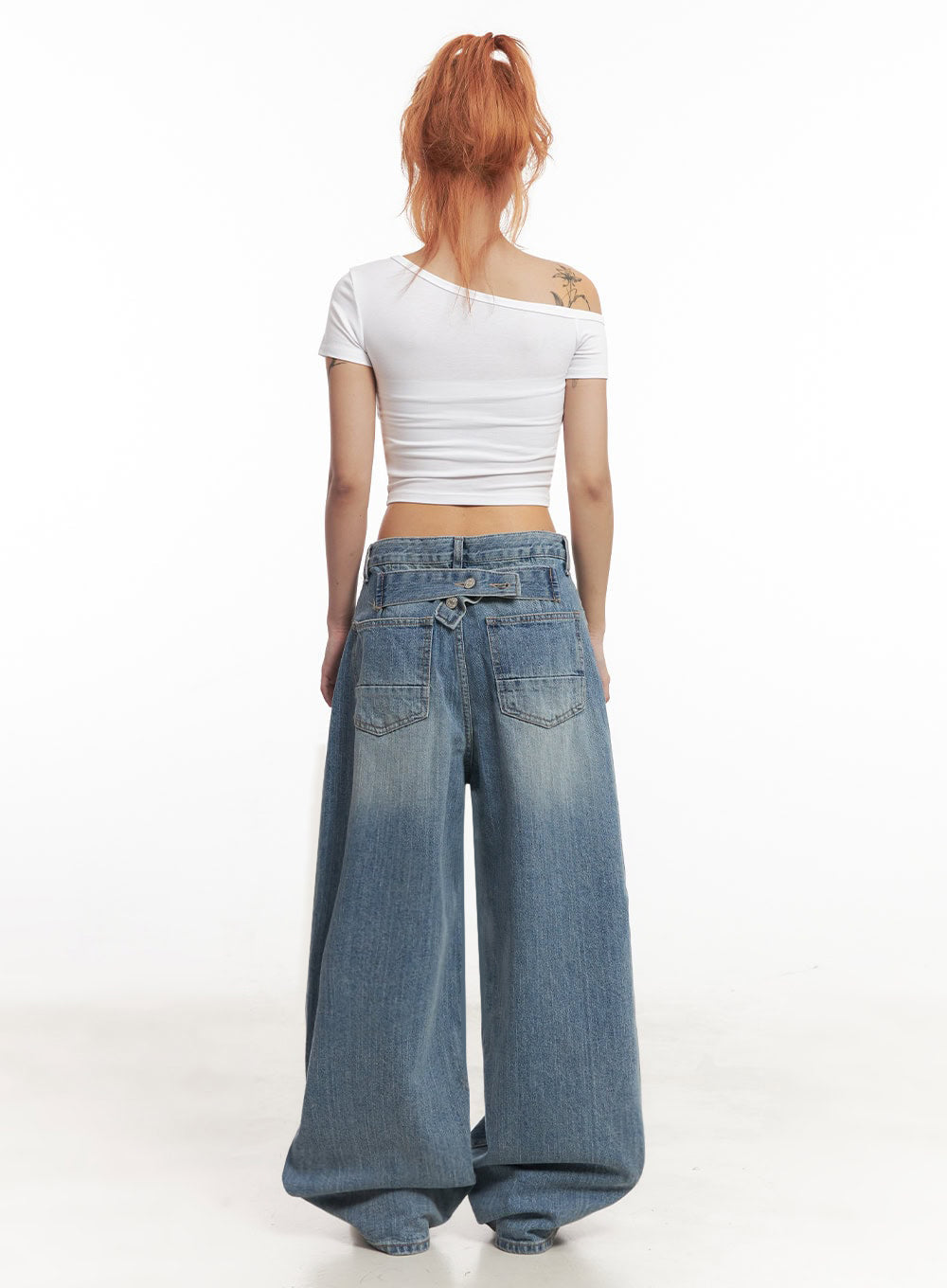 Graphic One-Shoulder Crop Top IA517