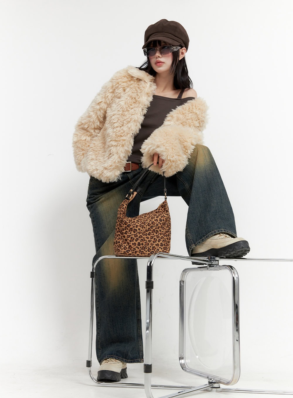 Strap Off-Shoulder Crop Top IO430